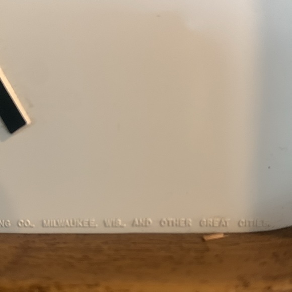 Vintage Old Milwaukee Beer Clock - Picture 5 of 10